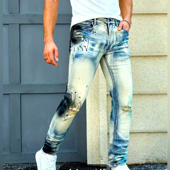 NWT!!! Mens stylish jeans; size 42W - Picture 1 of 6